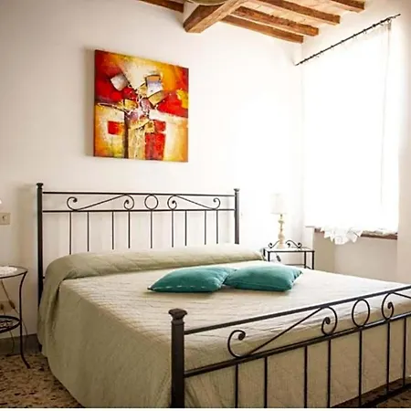 Al Castello - Mugnano 3*